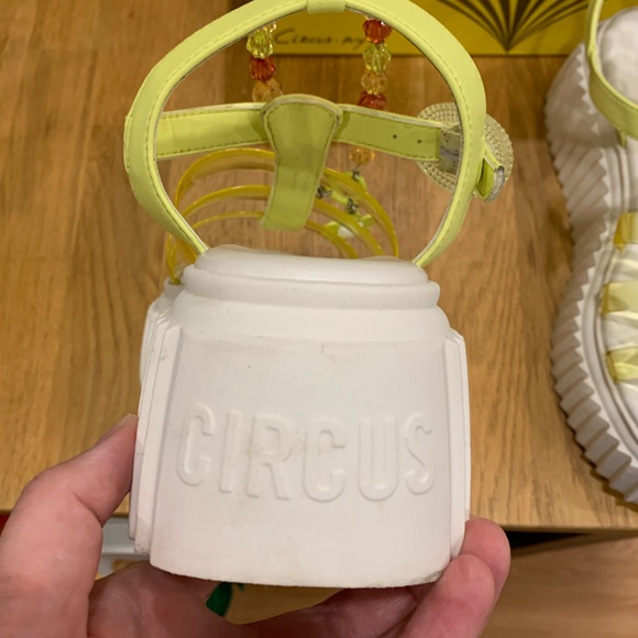 Circus. NY, the Ester Beaded Anklet Fisherman Platform Sandals in Citric Acid. - Picture 8 of 15